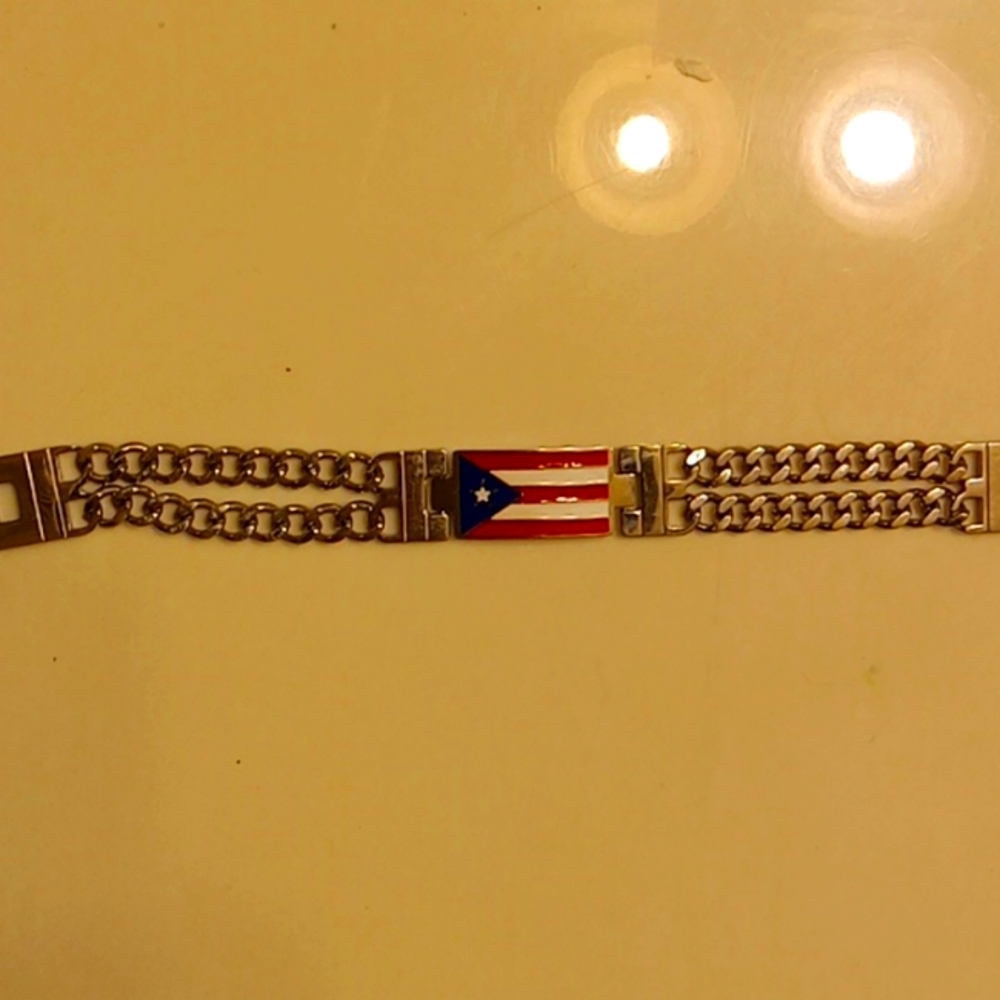 Braceltt puro ricon flag NEW clean NWT